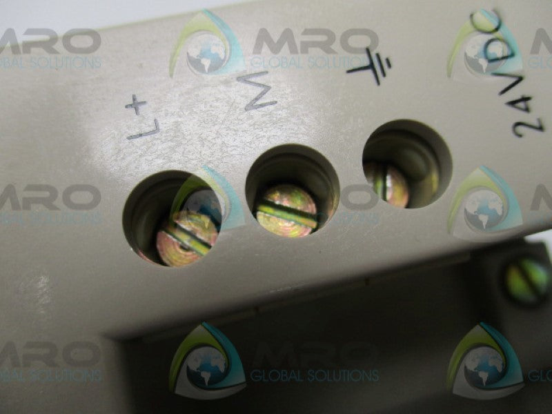 SIEMENS SIMATIC S5 6ES5951-7NB13 MODULAR POWER SUPPLY  UNMP