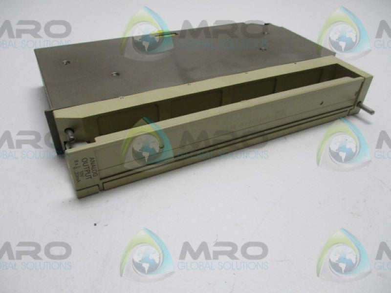SIEMENS SIMATIC S5 6ES5470-7LA13 ANALOG OUTPUT MODULE * USED*