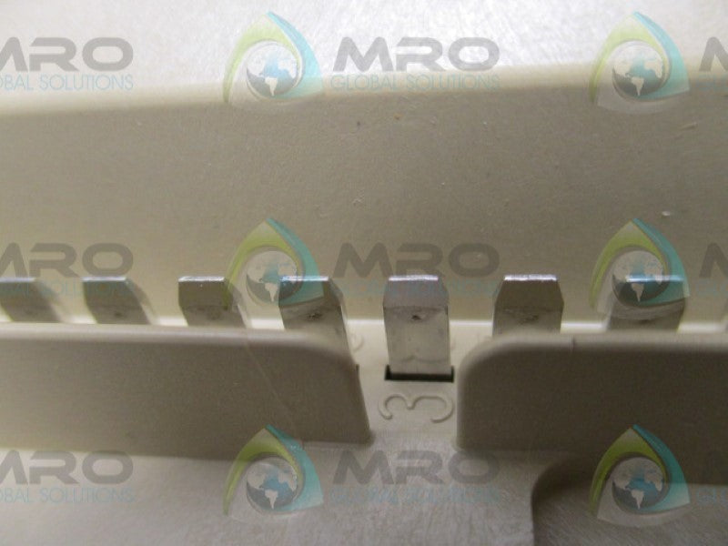 SIEMENS SIMATIC S5 6ES5470-7LA13 ANALOG OUTPUT MODULE * USED*