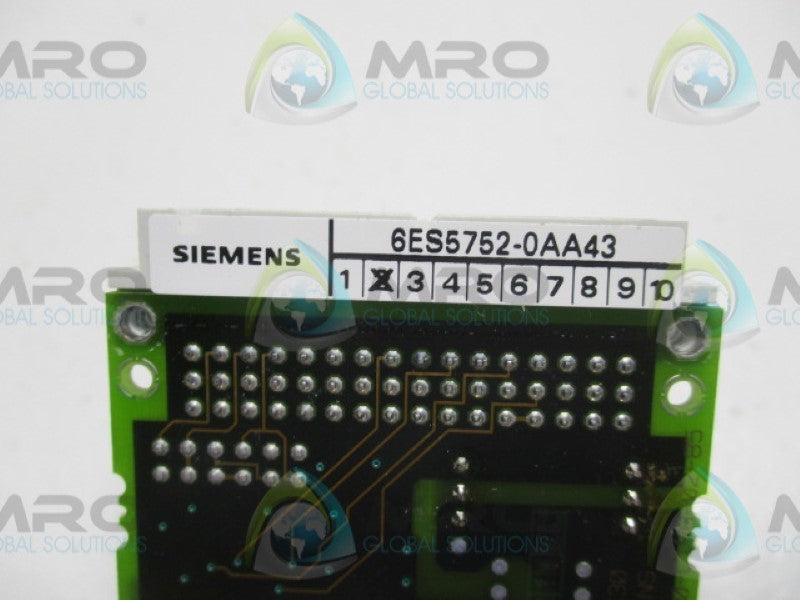 SIEMENS SIMATIC S5 6ES5752-0AA43 INTERFACE SUBMODULE  NSMP
