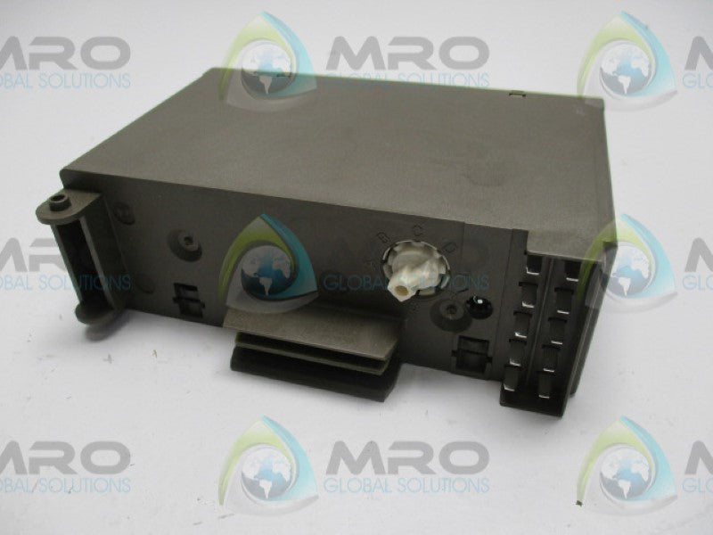 SIEMENS SIMATIC S5 6ES5266-8MA11 POSTIONING SERVO MODULE  UNMP