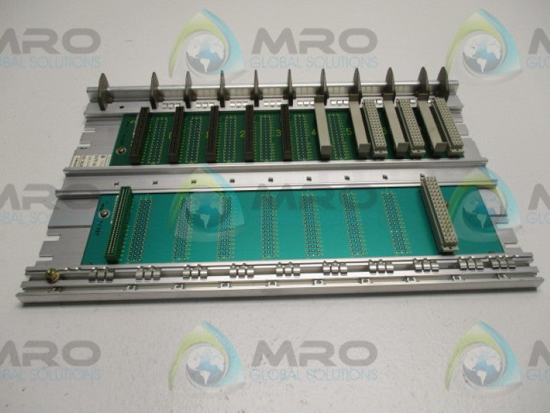 SIEMENS SIMATIC S5 6ES5701-2LA12 SUBRACK ER2  NSMP