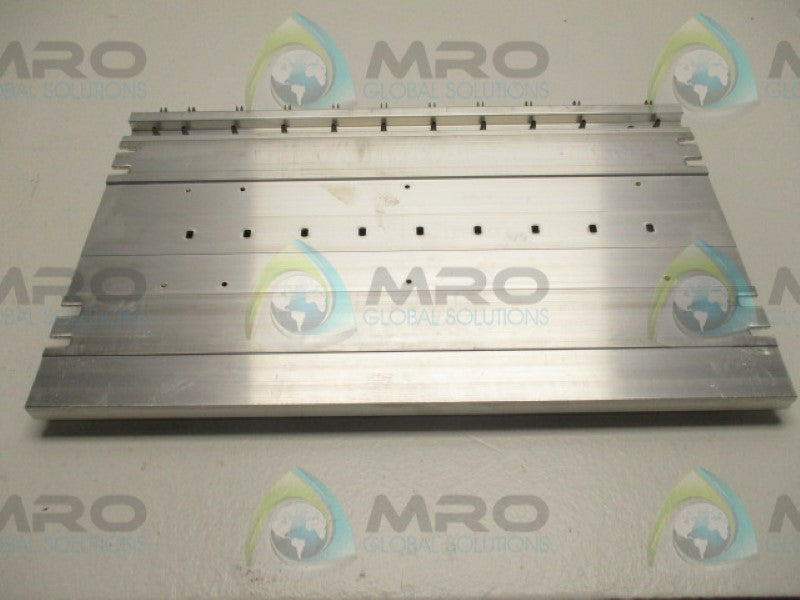 SIEMENS SIMATIC S5 6ES5701-2LA12 SUBRACK ER2  NSMP