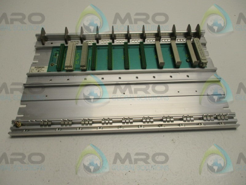 SIEMENS SIMATIC S5 6ES5700-1LA12 SUBRACK CR1  NSMP