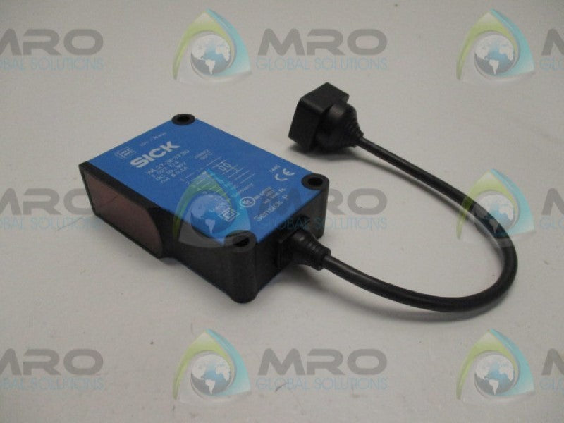 SICK WL27-3P3730 RETRO-REFLECTIVE SENSOR 10-30VDC  NSNP