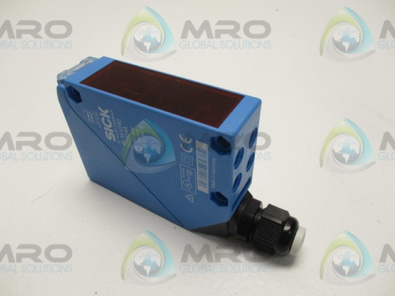 SICK WL34-V240 RETRO-REFLECTIVE SENSOR 10-30VDC  NSNP
