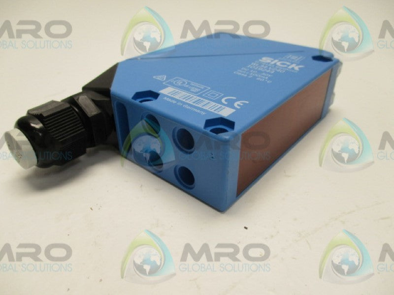 SICK WL34-V240 RETRO-REFLECTIVE SENSOR 10-30VDC  NSNP