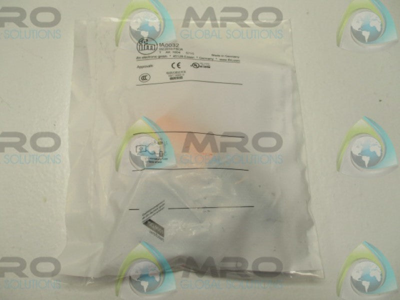 IFM EFECTOR IA0032 INDUCTIVE SENSOR * NEW IN FACTORY BAG *