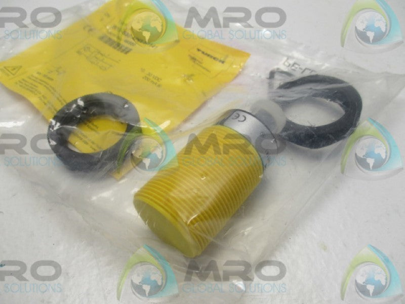 TURCK BI10-S30-AP6X-H1141 PROXIMITY SENSOR * NEW IN FACTORY BAG*