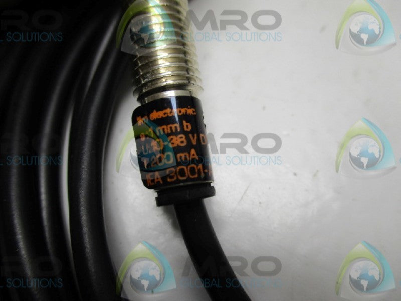 IFM EFECTOR IEA3001-AN0G INDUCTIVE SENSOR 10-38VDC  NSNP
