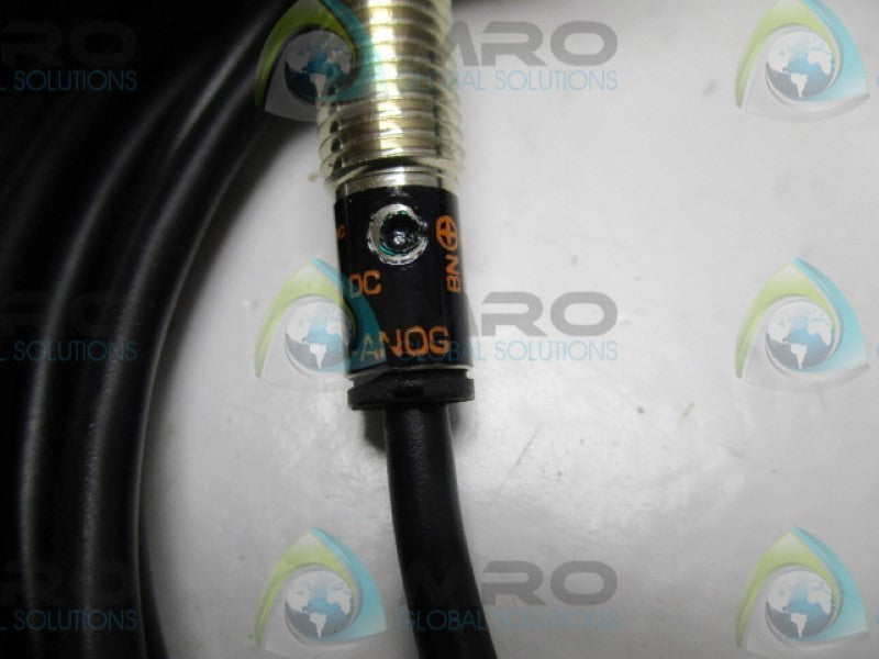 IFM EFECTOR IEA3001-AN0G INDUCTIVE SENSOR 10-38VDC  NSNP