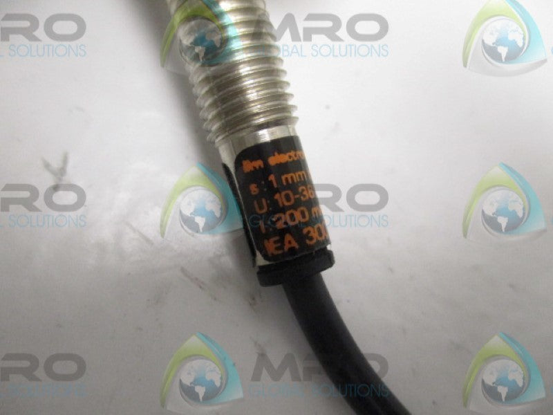 IFM EFECTOR IEA3001-AP0G INDUCTIVE SENSOR 10-36VDC   NSNP