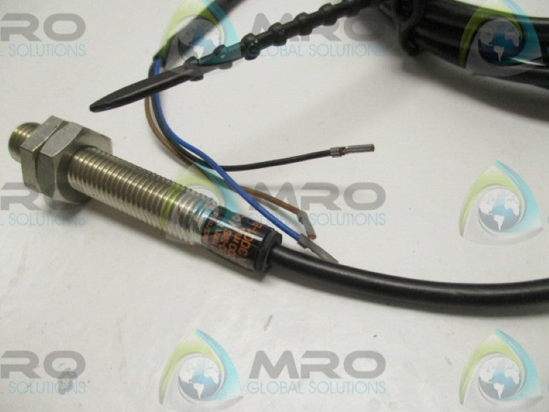 IFM EFECTOR IEA3001-BP0G INDUCTIVE SENSOR 10-36VDC  NSNP