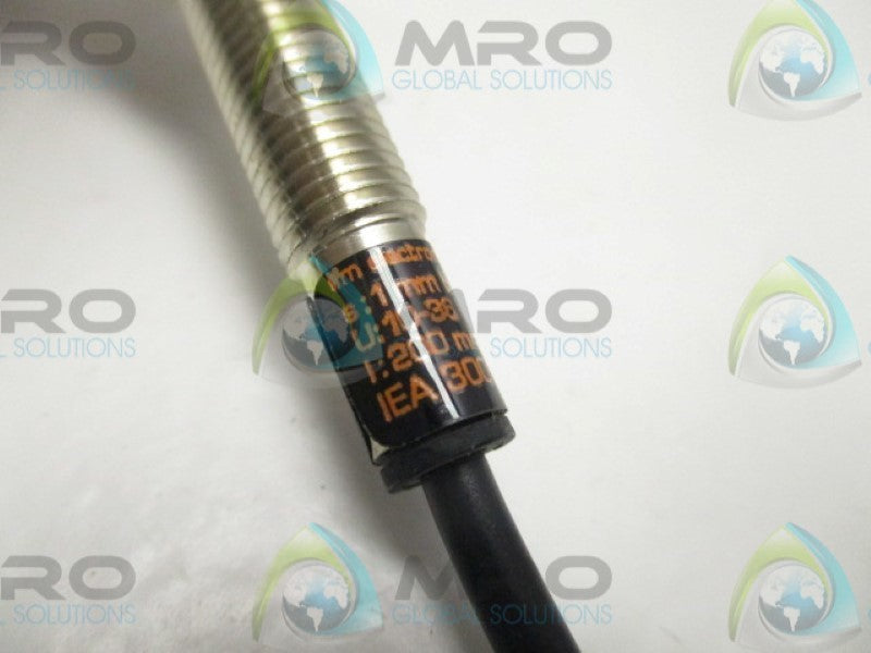 IFM EFECTOR IEA3001-BP0G INDUCTIVE SENSOR 10-36VDC  NSNP
