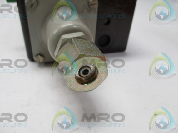 DANFOSS RT5A 017-5047 PRESSURE CONTROL 4-17BAR (AS PICTURED)  NSMP
