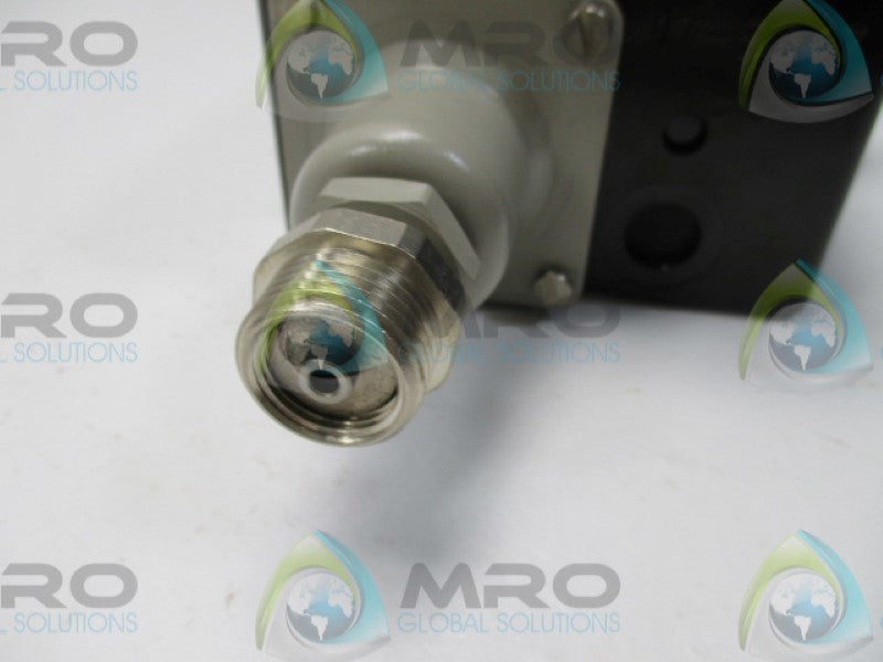 DANFOSS RT5A 017-5047 PRESSURE CONTROL 4-17BAR  NSNP