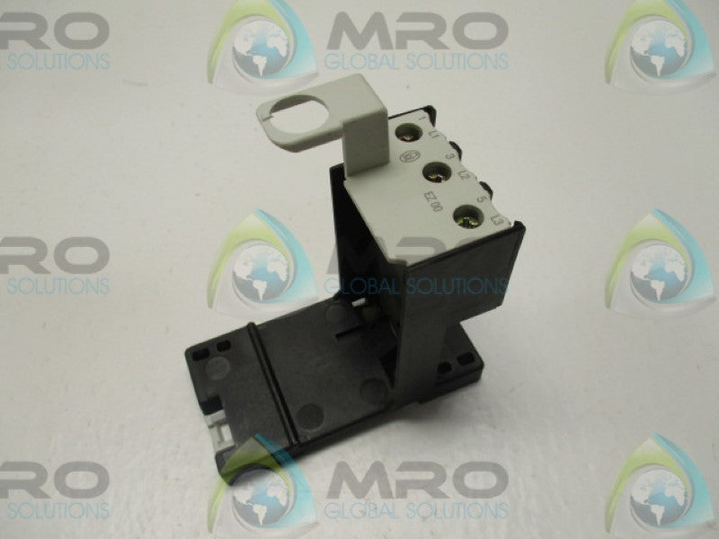 KLOCKNER MOELLER EZ00 OVERLOAD RELAY ACESSORY  (AS PICTURED)  NSNP