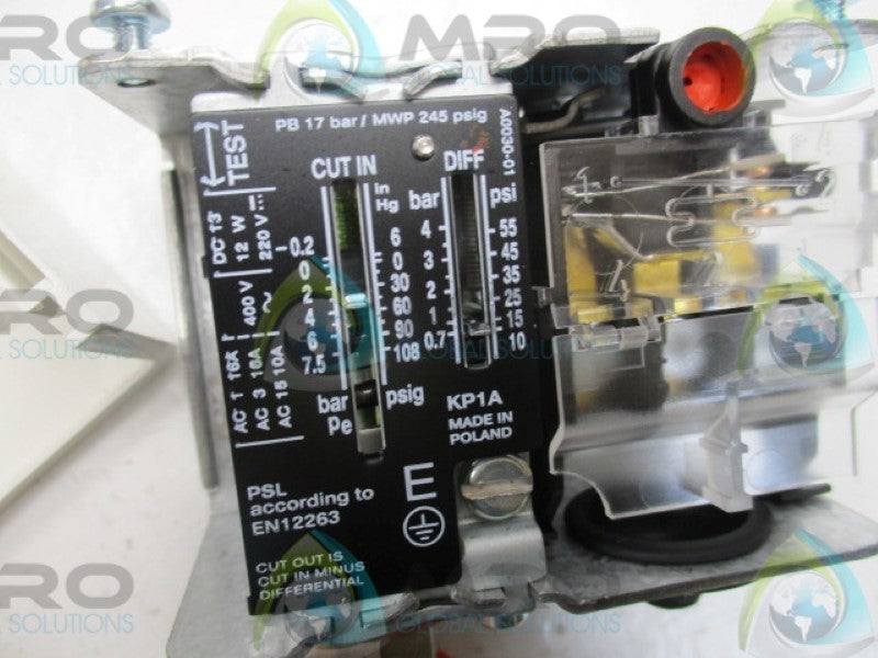 DANFOSS KP1A 060-500566 PRESSURE SWITCH -0.2/+7.5BAR  NSMP