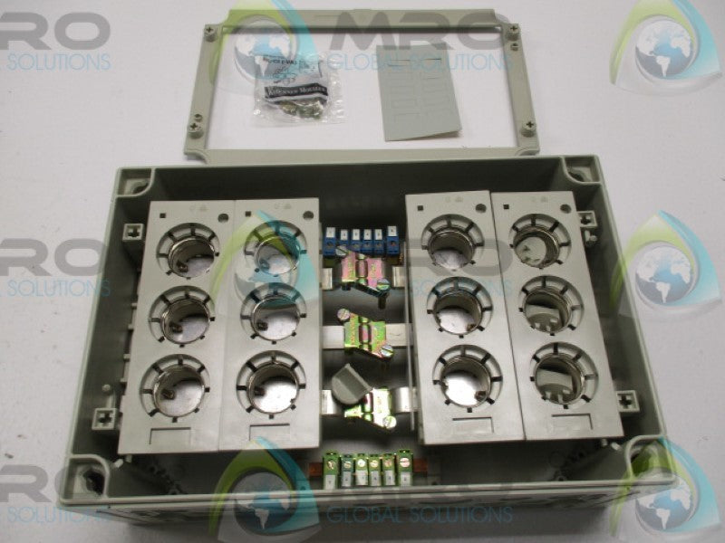 KLOCKNER MOELLER RS33/I43E FUSE BOX  NSMP