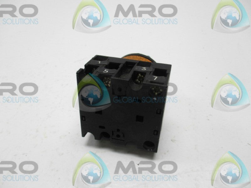 KLOCKNER MOELLER T0-2-8231 STEP SWITCH 14A 600V (AS PICTURED)  UNMP