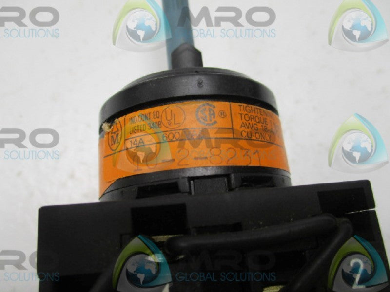 KLOCKNER MOELLER T0-2-8231 STEP SWITCH 14A 600V (AS PICTURED)  UNMP