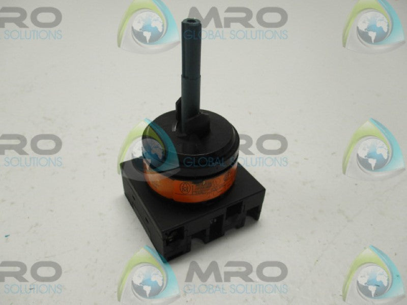 KLOCKNER MOELLER T0-1-15401 CONTROL SWITCH 14A 600V (AS PICTURED)  UNMP