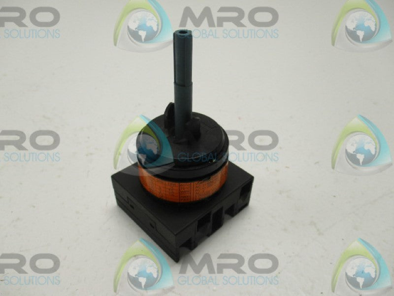 KLOCKNER MOELLER T0-1-15401 CONTROL SWITCH 14A 600V (AS PICTURED)  UNMP