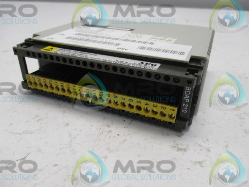 MODICON AS-BDAP-210 OUTPUT MODULE 120VAC  NSMP