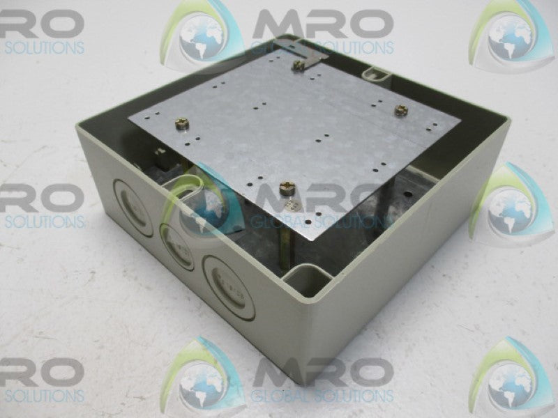 KLOCKNER MOELLER I12M PUSHBUTTON ENCLOSURE (AS PICTURED)  NSMP