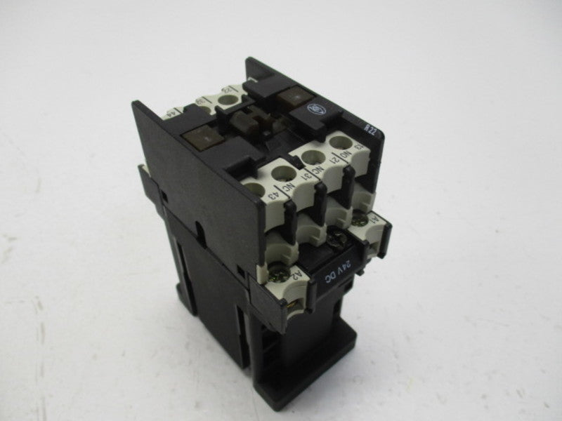 KLOCKNER MOELLER DILR22-G-24VDC  CONTACTOR 24VDC (AS PICTURED)  NSNP