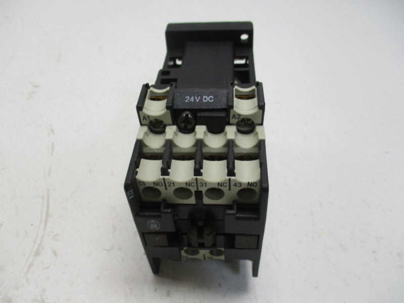 KLOCKNER MOELLER DILR22-G-24VDC  CONTACTOR 24VDC (AS PICTURED)  NSNP