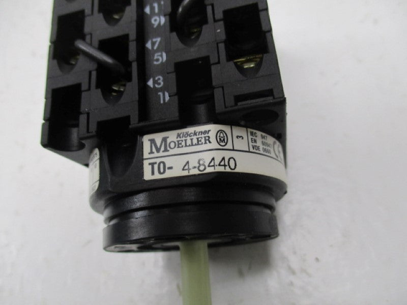KLOCKNER MOELLER T0-4-8440 SPEED SWITCH (AS PICTURED)  NSNP