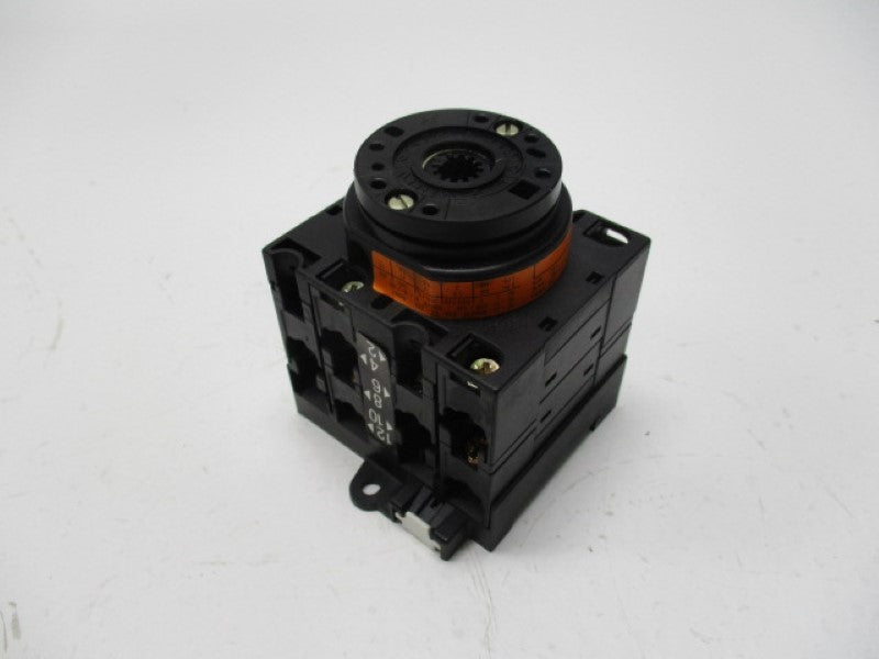 KLOCKNER MOELLER T3-3-8342 CAM SWITCH (AS PICTURED) NSNP