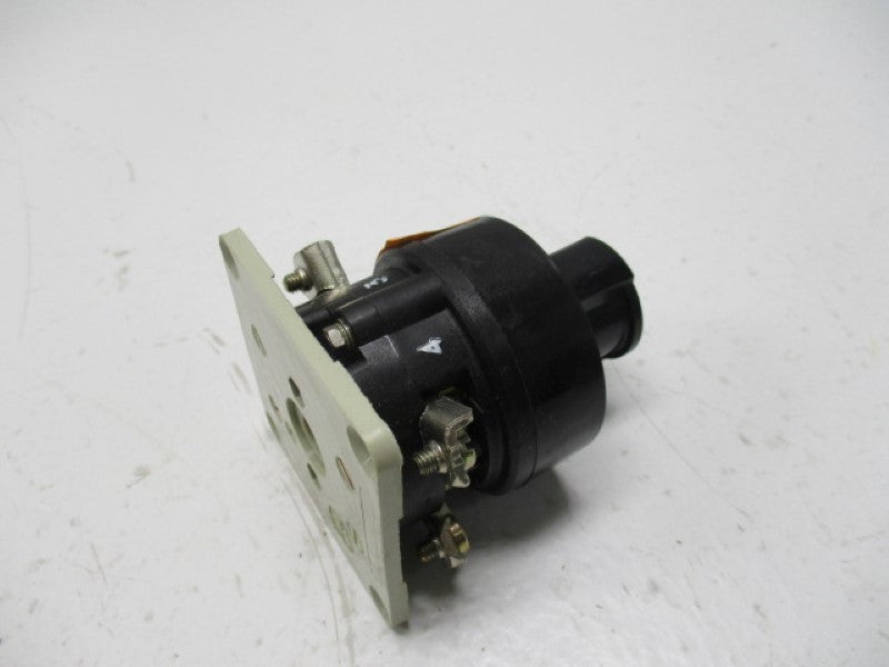 KLOCKNER MOELLER T2B-1-102 SWITCH 20A (AS PICTURED)  NSNP
