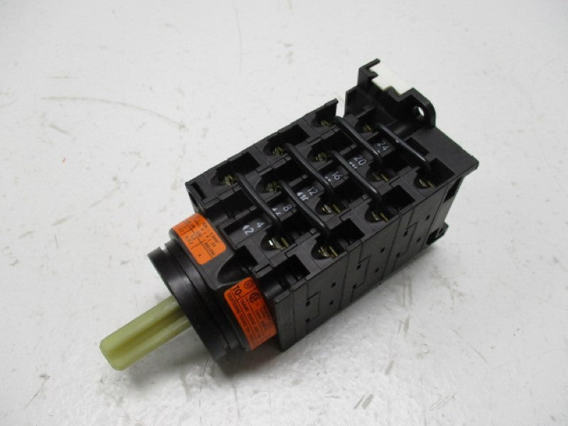KLOCKNER MOELLER T0-6-8370 ROTARY CAM SWITCH (AS PICTURED)  NSNP