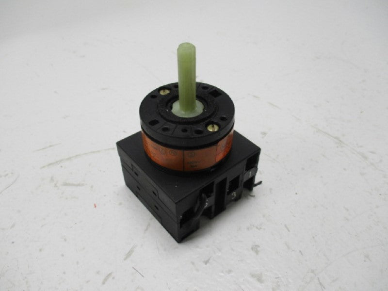 KLOCKNER MOELLER T0-2-131076D SWITCH (AS PICTURED)  NSNP