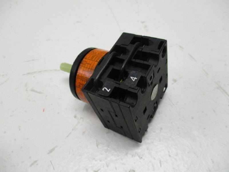 KLOCKNER MOELLER T0-2-131076D SWITCH (AS PICTURED)  NSNP