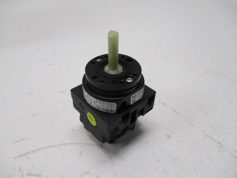 KLOCKNER MOELLER T0-1-8200 ROTARY SWITCH (AS PICTURED) NSNP