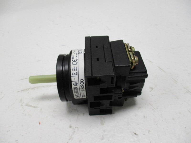 KLOCKNER MOELLER T0-1-8200 ROTARY SWITCH (AS PICTURED) NSNP