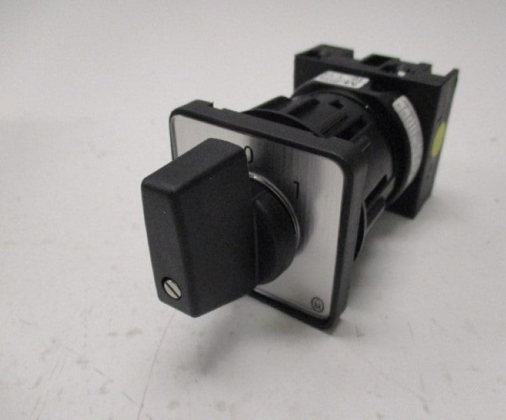 KLOCKNER MOELLER T0-1-15401/EZ ROTARY SWITCH  NSMP