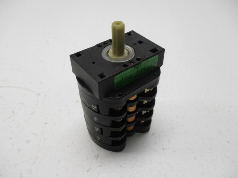 KLOCKNER MOELLER T4A-4-41 ROTARY SWITCH 63A 660VAC (AS PICTURED)  NSNP