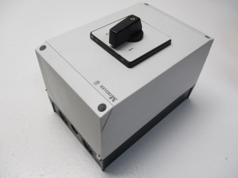 KLOCKNER MOELLER T5B-3-50E CAM SWITCH WITH ENCLOSURE   NSNP