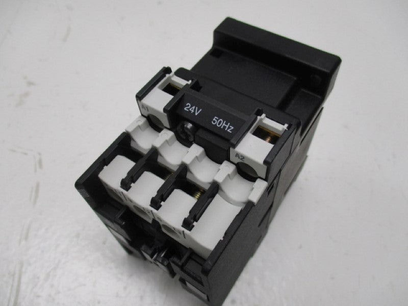 KLOCKNER MOELLER DIL00AM-24V/50HZ CONTACTOR  NSMP