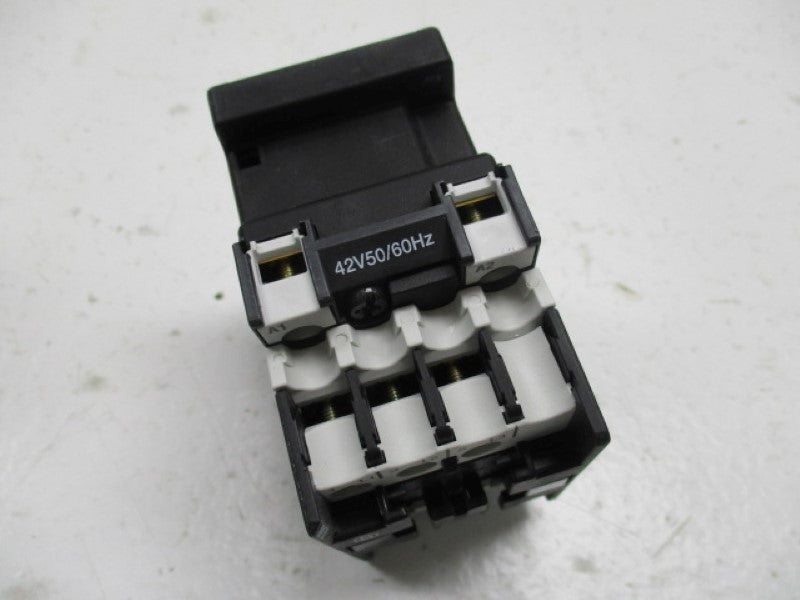 KLOCKNER MOELLER DIL-00AM-24V/50/60HZ CONTACTOR  NSMP
