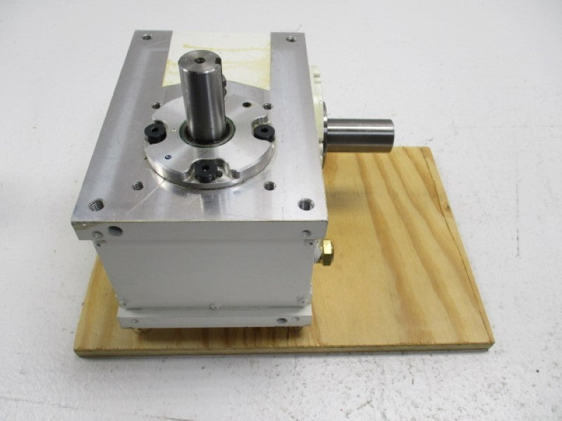 CAMCO 23.52-350RGSH40-360/DS DRIVE GEARBOX  UNMP
