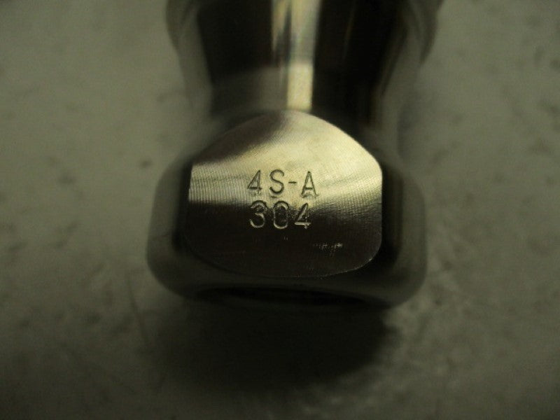 NITTO 4S-A 304 FEMALE COUPLING   NSNP