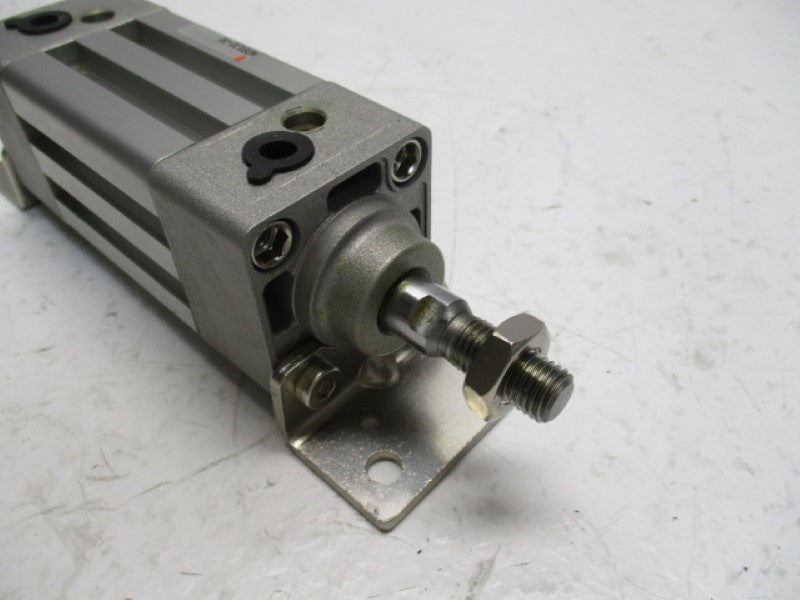 SMC MDB1L32-30-Y7BWZ CYLINDER  NSNP