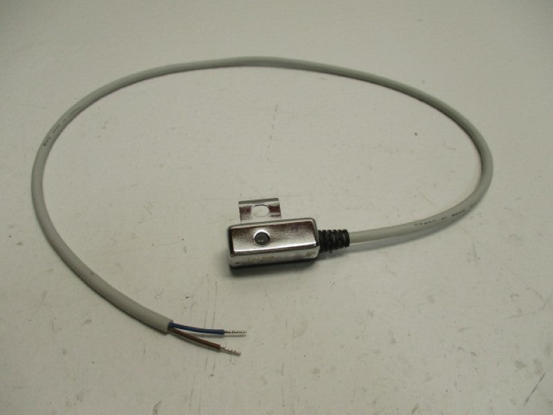 SMC D-J59 PROXIMITY SENSOR SWITCH (AS PICTURED)  NSNP