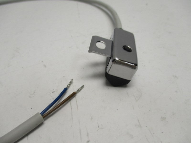 SMC D-J59 PROXIMITY SENSOR SWITCH (AS PICTURED)  NSNP
