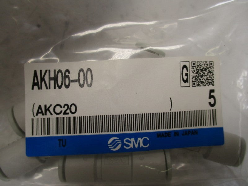SMC AKH06-00 STRAIGHT CHECK VALVE (PKG OF 5) * NEW IN FACTORY BAG *